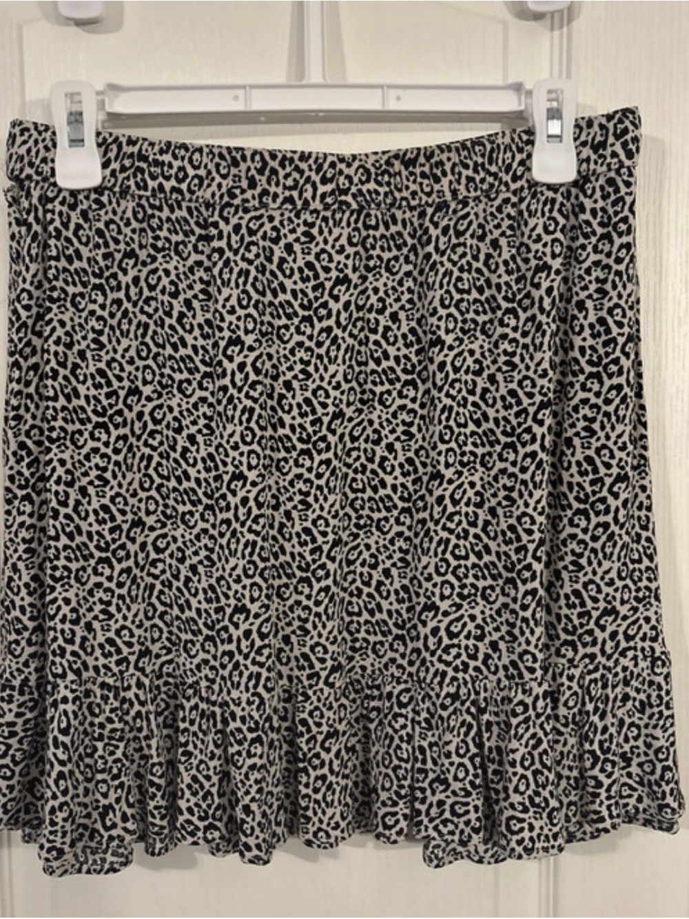 American Eagle Outfitters Black and Cream Leopard Ruffle Hem Mini Skirt